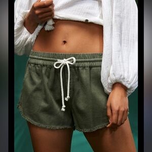 Green aerie shorts